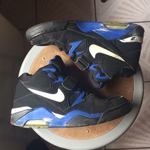 2004 Sz 10 Barkley Air Force 180